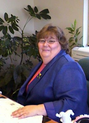 Karen Rohling, Warden