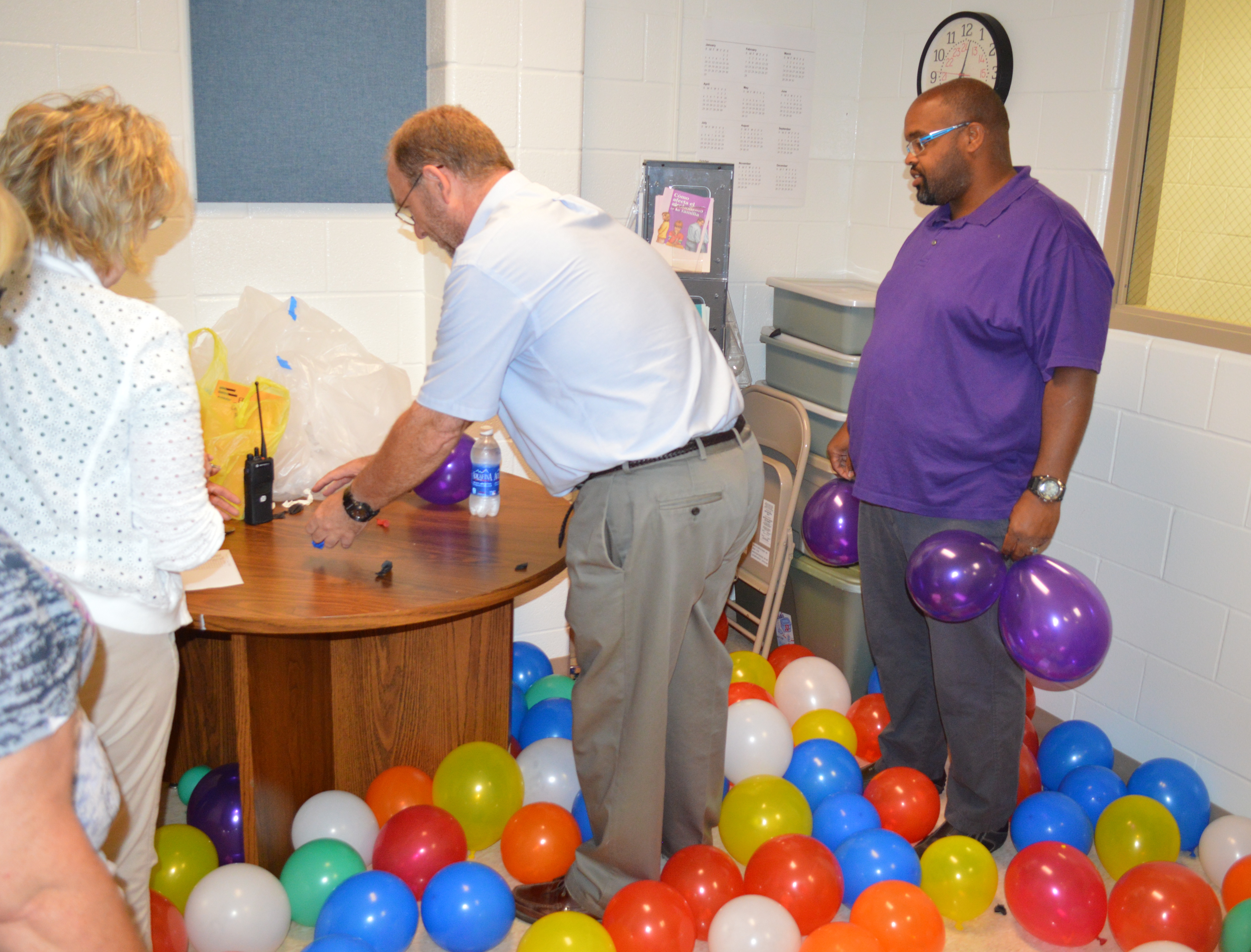 Larned prizes balloon popping