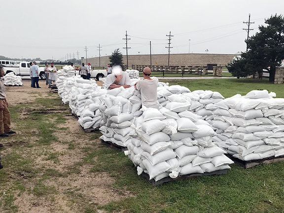 Hutchinson Correctional Facility Assists with Local Flood Efforts