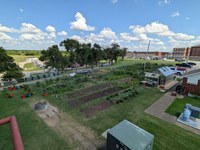 YouTuber Visits WCF Garden 07 10 26